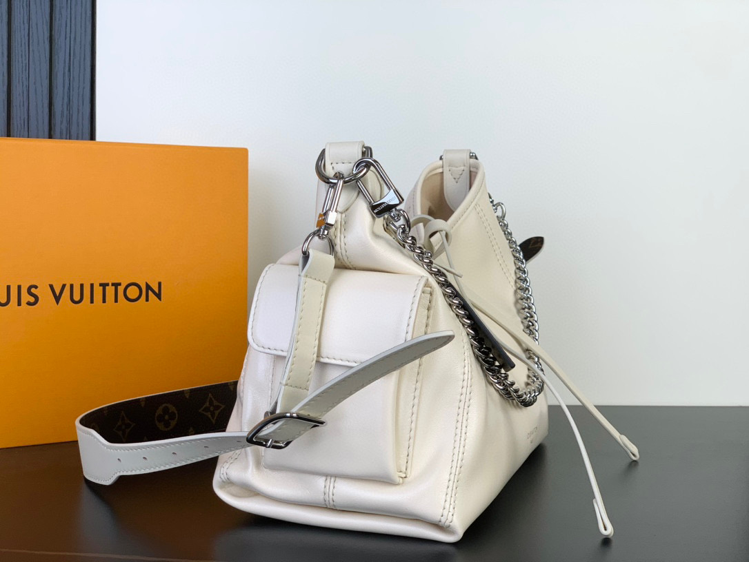 Louis Vuitton Carryall Cargo