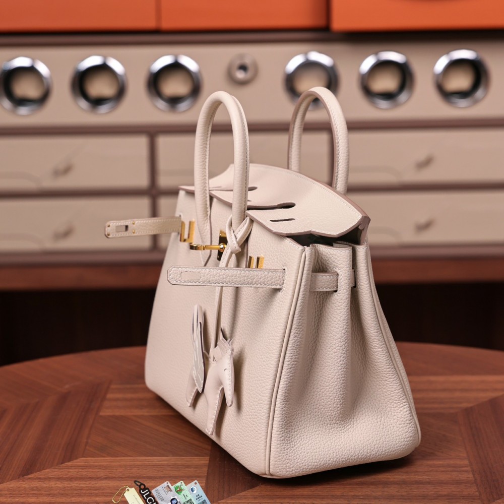 Hermès Birkin 25 Craie Togo Gold Hardware