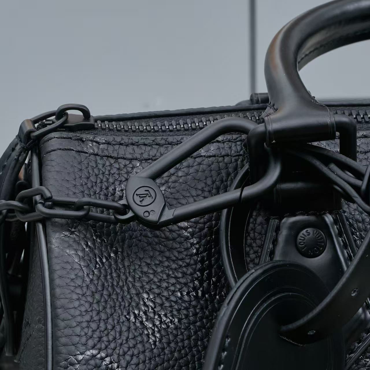 LOUIS VUITTON Speedy P9 Bandoulière 25 Autres Cuirs Monogram Black