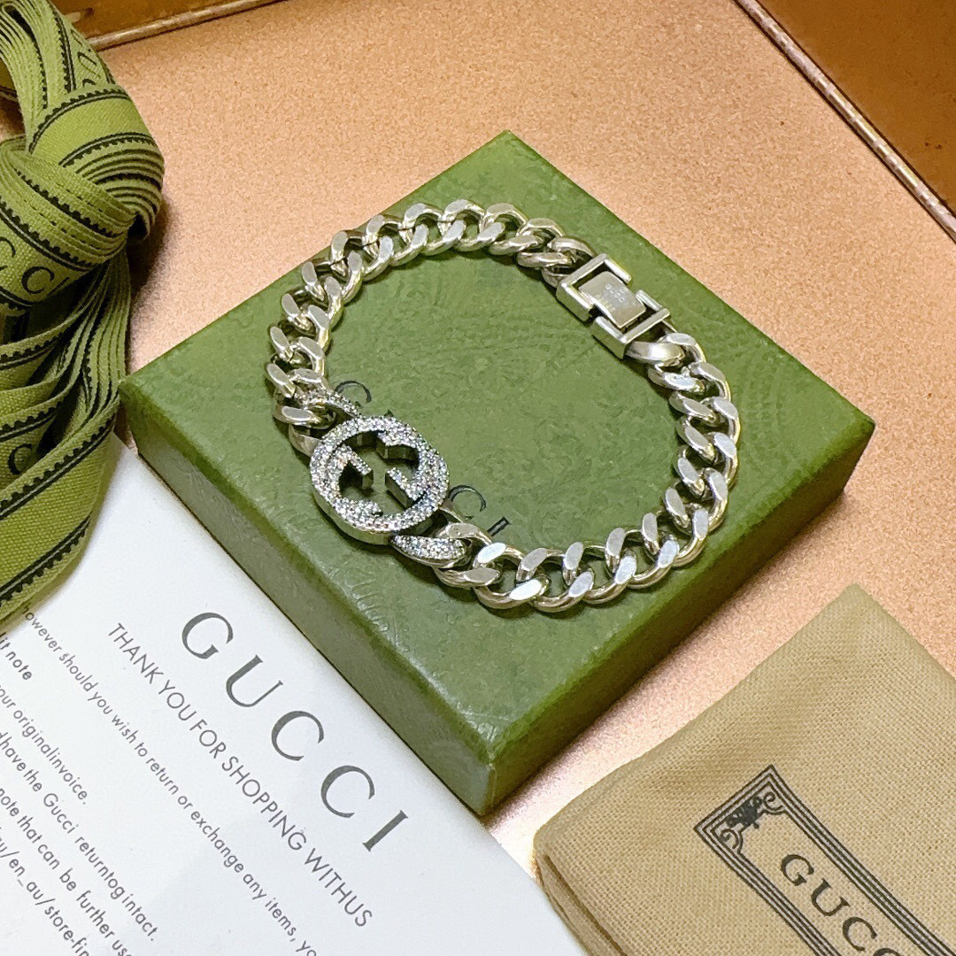 Gucci Charm BraceletSilver Metal Interlocking G Logo