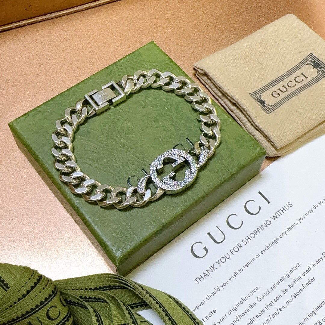 Gucci Charm BraceletSilver Metal Interlocking G Logo