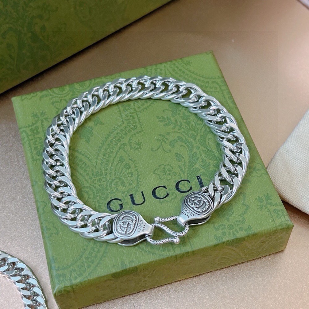 Gucci Charm BraceletSilver Metal
