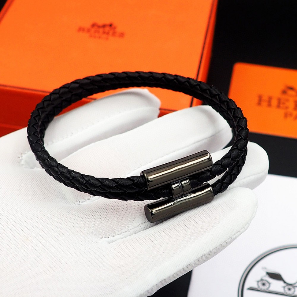 Tournis leather jewellery Hermes Grey in Leather